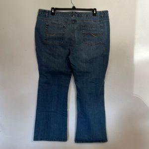 CLOSET CLEAR-OUT a.n.a. Jeans